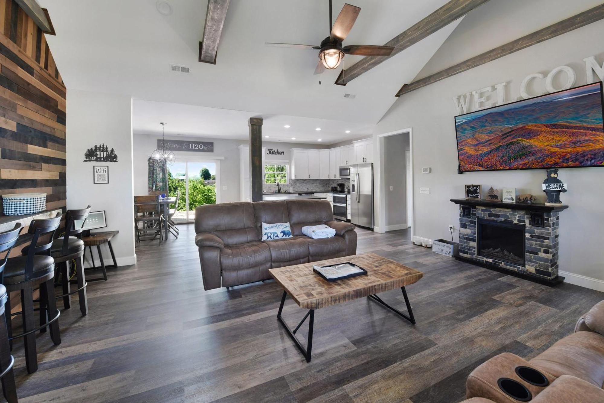 H2Oasis Incredible Pool Retreat With Mountains Views! Villa Sevierville Buitenkant foto