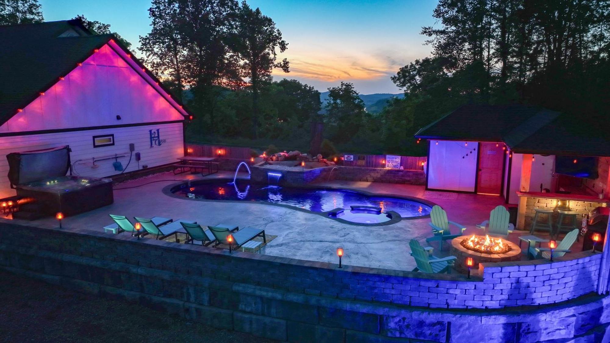 H2Oasis Incredible Pool Retreat With Mountains Views! Villa Sevierville Buitenkant foto
